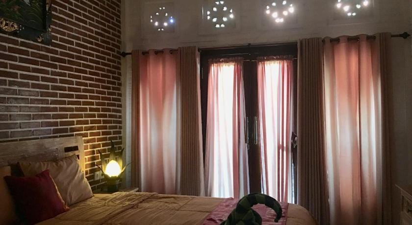Mikuk Homestay Vacation rental in North Kuta
