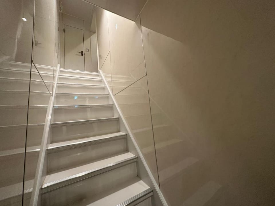 Ray House Apartment in Yokohama