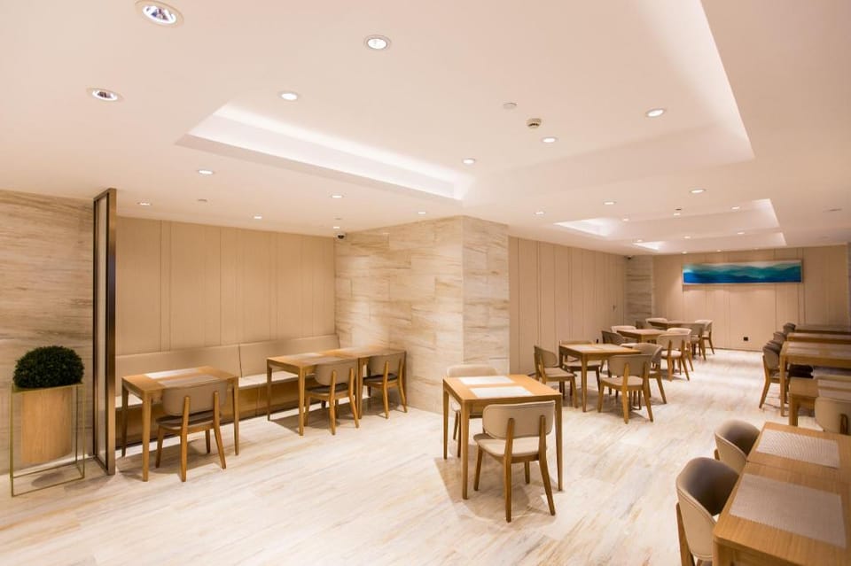 Ji Hotel Shanghai Qingpu Wuyue Plaza Hotel in Shanghai