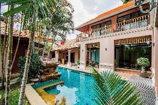 Pratamnak villa 10BR with privater pool Villa in Pattaya City