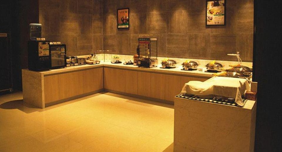 Jinjiang Select Yancheng Dafeng Jinfeng South Street Branch Hotel in Jiangsu