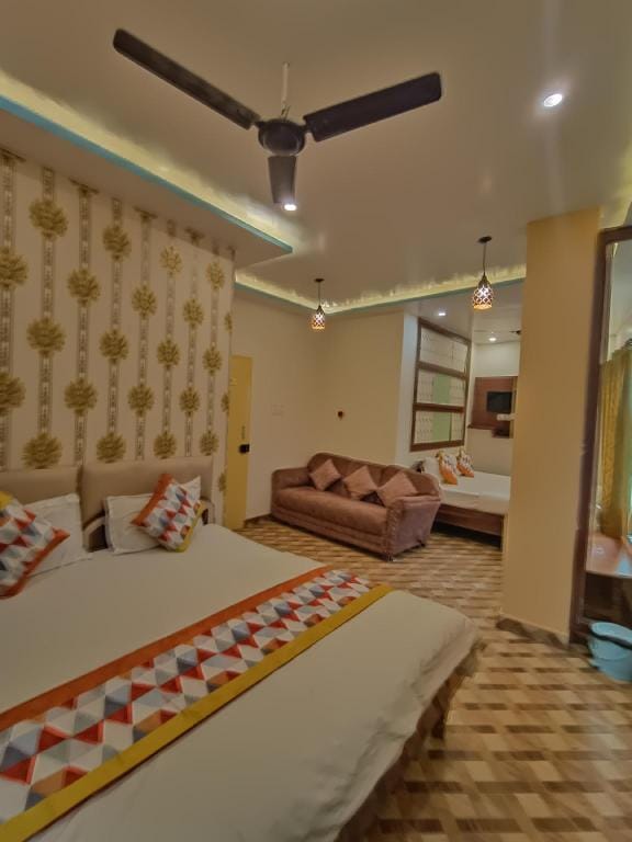 HOTEL PICASSO Hotel in Varanasi