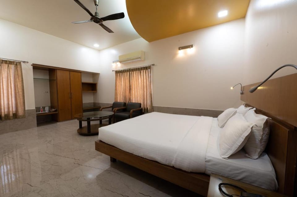 Hotel Manasi Apartment in Maharashtra