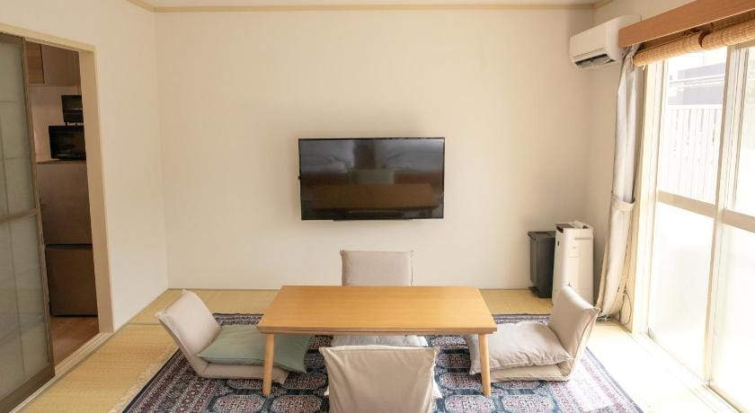 Guesthouse Life Field Apartment in Japan