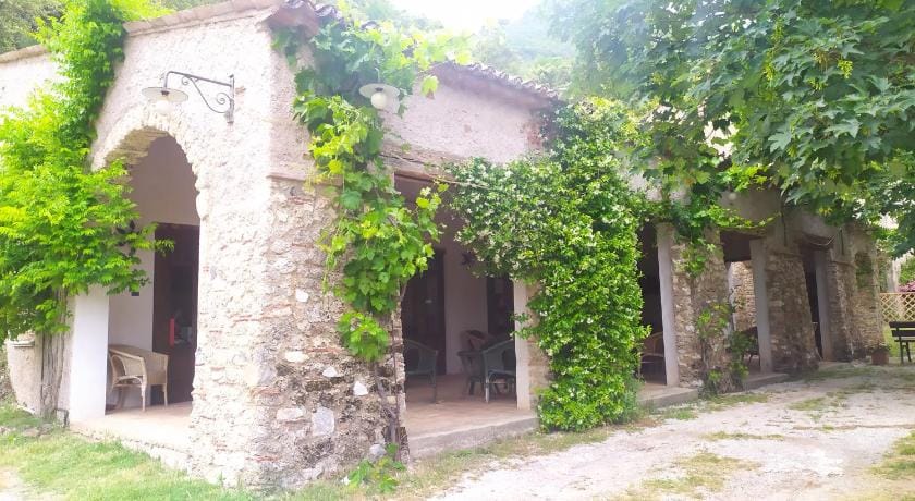 Agriturismo Colloreto Farm Stay in Calabria