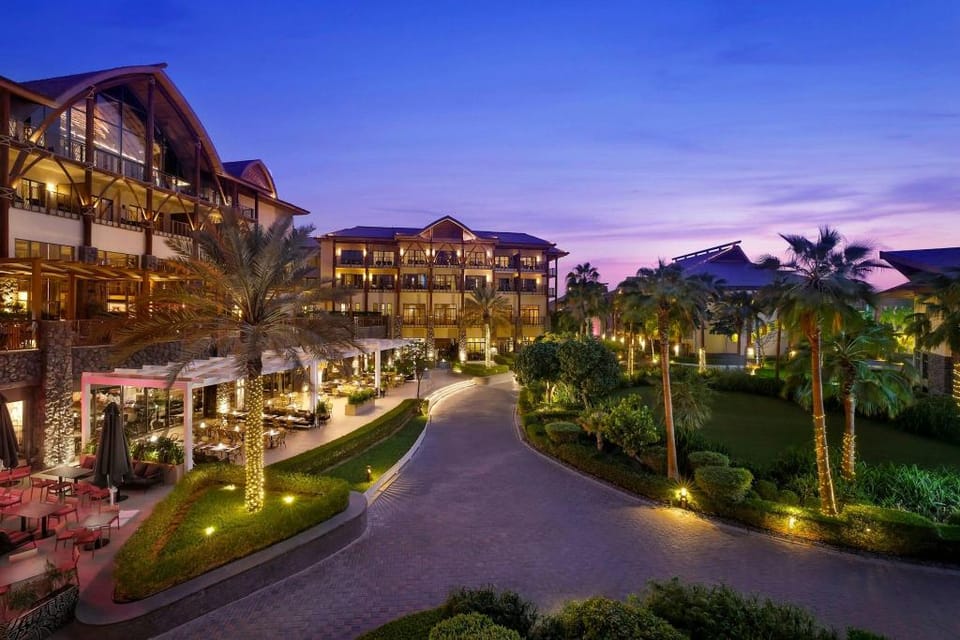 Lapita, Dubai Parks and Resorts, Autograph Collection by Marriott Resort in Dubai