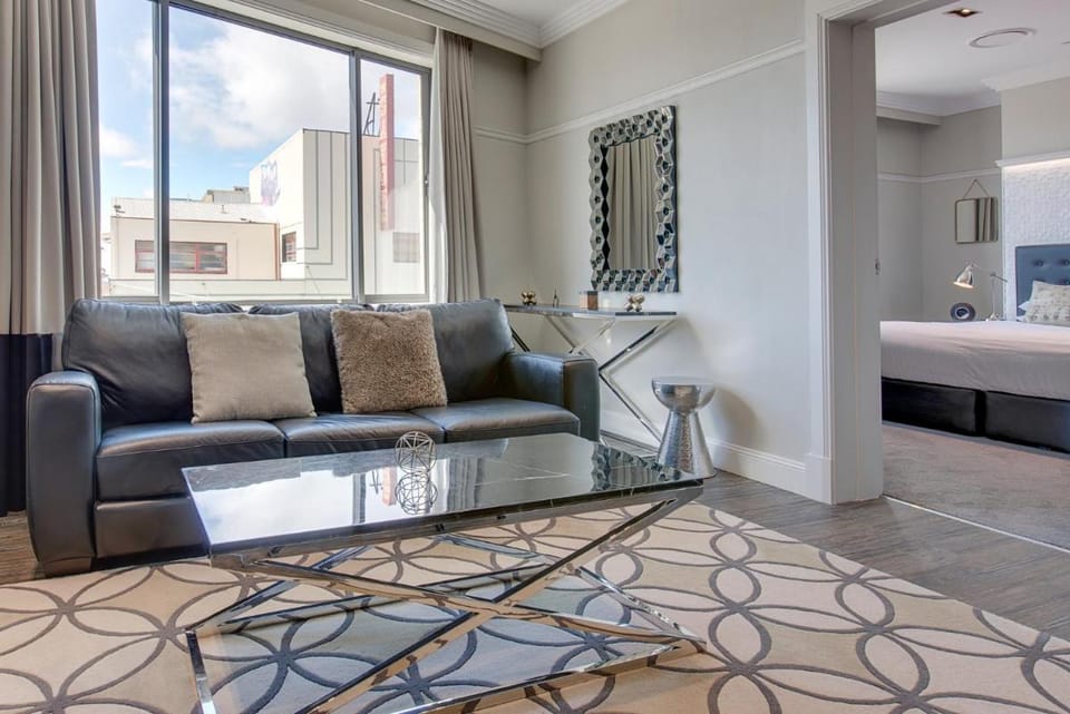 Mountain Retreat, Steps from Train Station Apartment in Katoomba