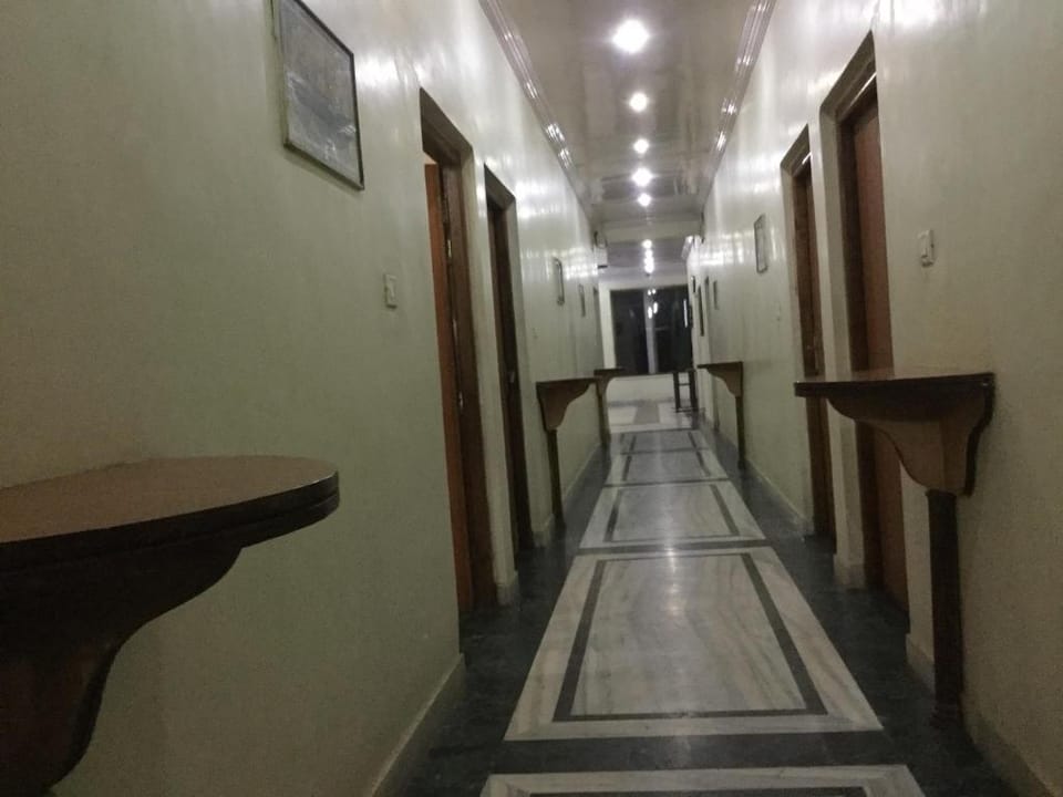 Hotel Mohan Raj Villas Hotel in Uttar Pradesh