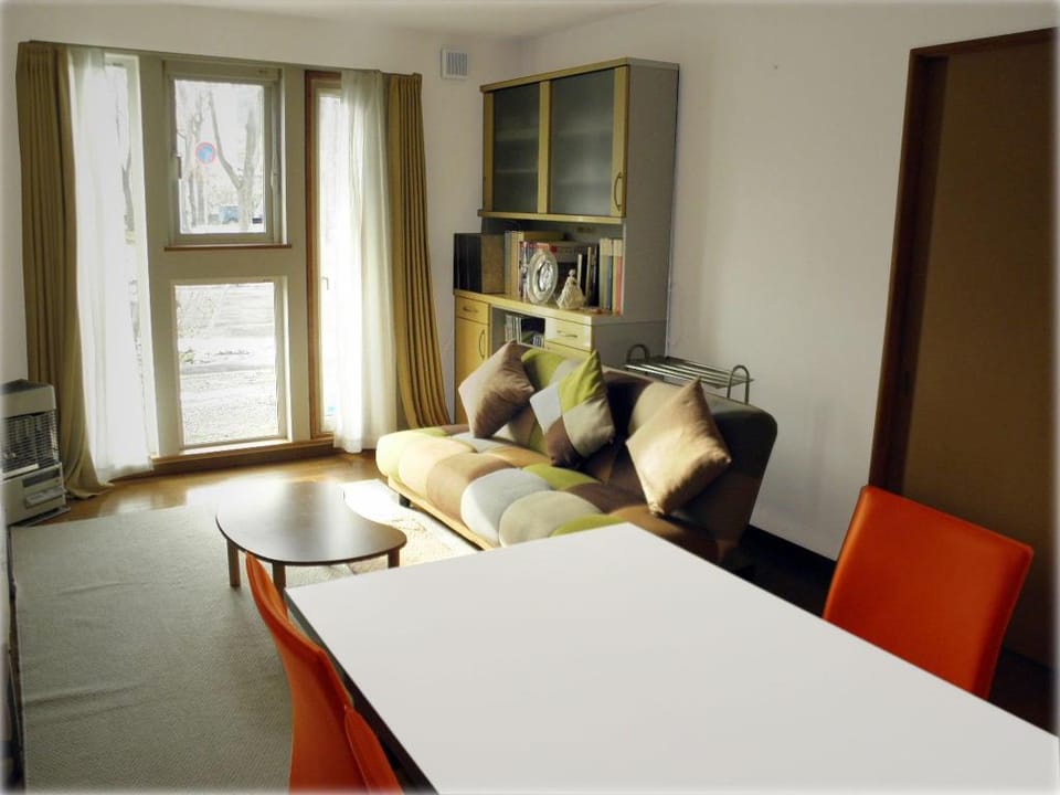 Guest House Annabel Apartment in Hokkaido Prefecture