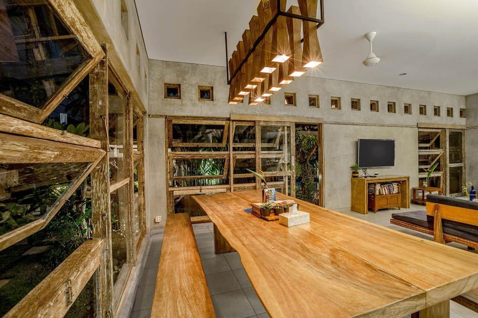 Lokal Bali Hostel Hotel in Kuta