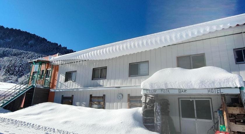 Guest House Shiroikiseki Bed and Breakfast in Nagano Prefecture