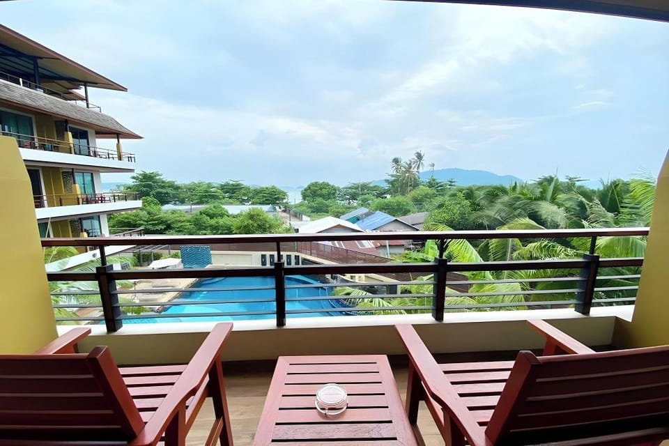 Aqua Resort Phuket Hotel in Rawai