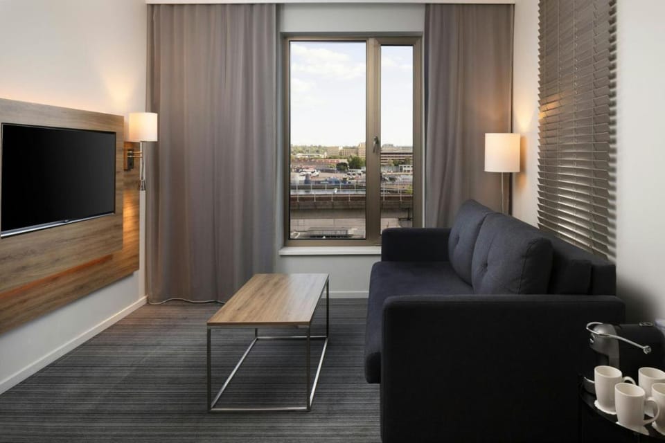 Moxy by Marriott London Excel Hotel in London