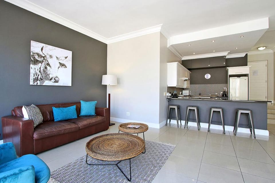 Hill House (1 Bedroom) (33) Apartment in Cape Town