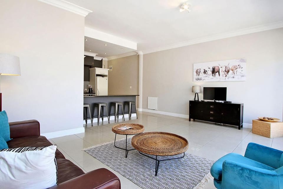 Hill House (1 Bedroom) (33) Apartment in Cape Town