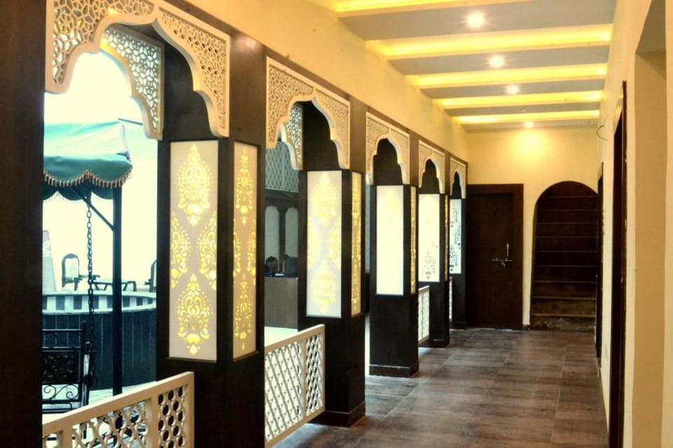 Dwivedi Hotels Sri Omkar Palace Inn in Varanasi