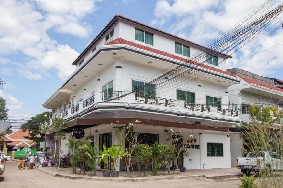 Le Water Villa Bed and Breakfast in Krong Siem Reap