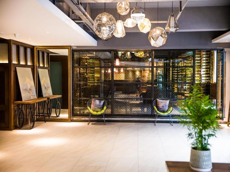 James Joyce Coffetel Wuhan Dazhi Road Metro Station Hotel in Wuhan
