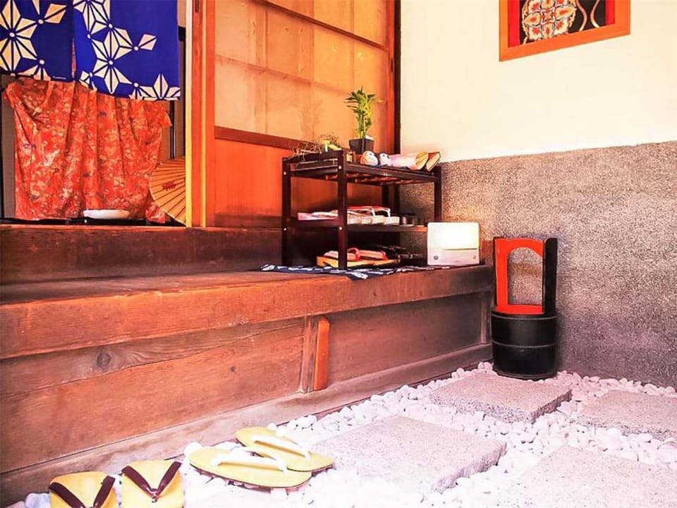 Guest House Kominka Nagomi Bed and Breakfast in Sennan