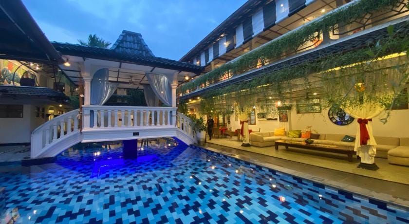 Raintree Boutique Villa & Gallery Bed and Breakfast in Yogyakarta
