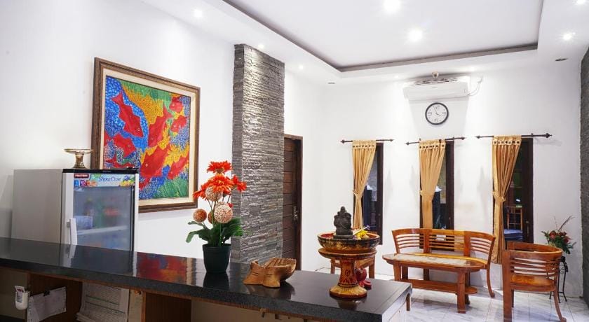 Adhya Guest House Bed and Breakfast in West Nusa Tenggara, Indonesia