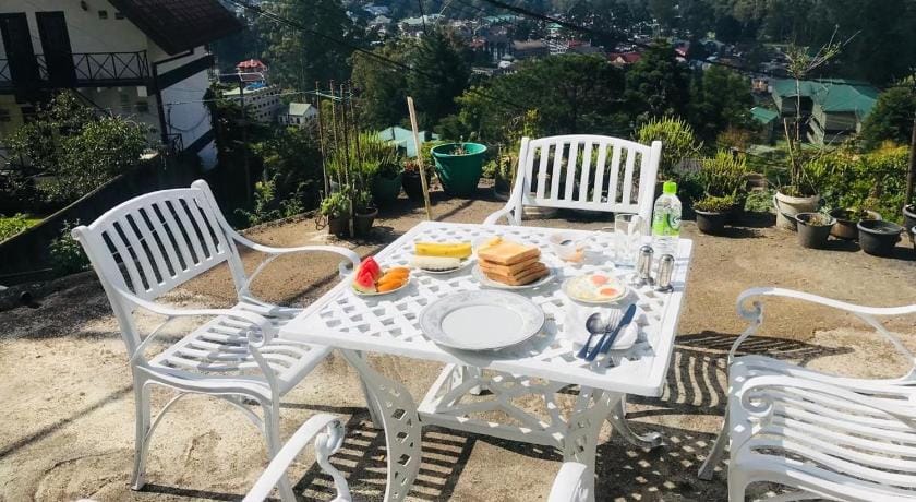 SHINY VIEW Bed and Breakfast in Nuwara Eliya