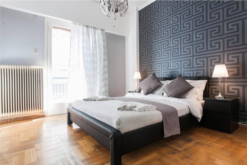 SmArt Shared Home Bed and Breakfast in Athens