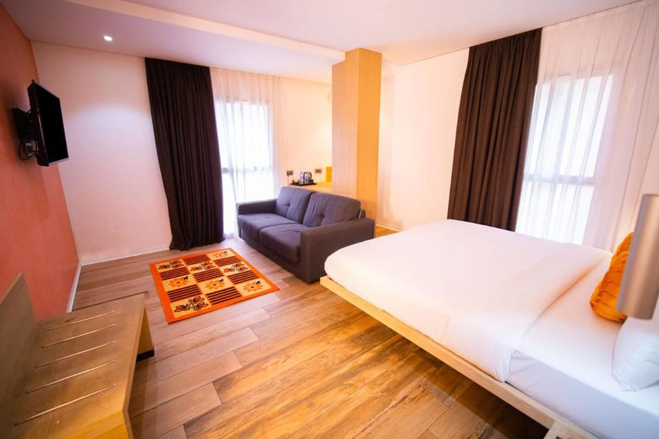 SV Chrome by AJ Boutique Hotel Hotel in Abuja