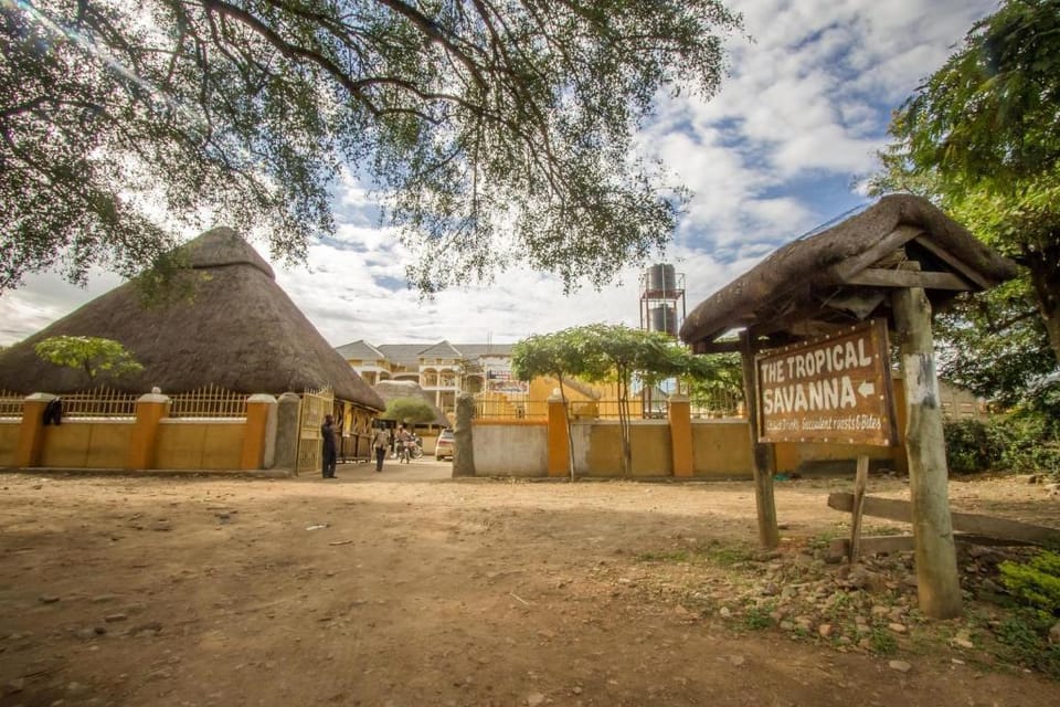 Tropical Savannah Guesthouse Vacation rental in Uganda