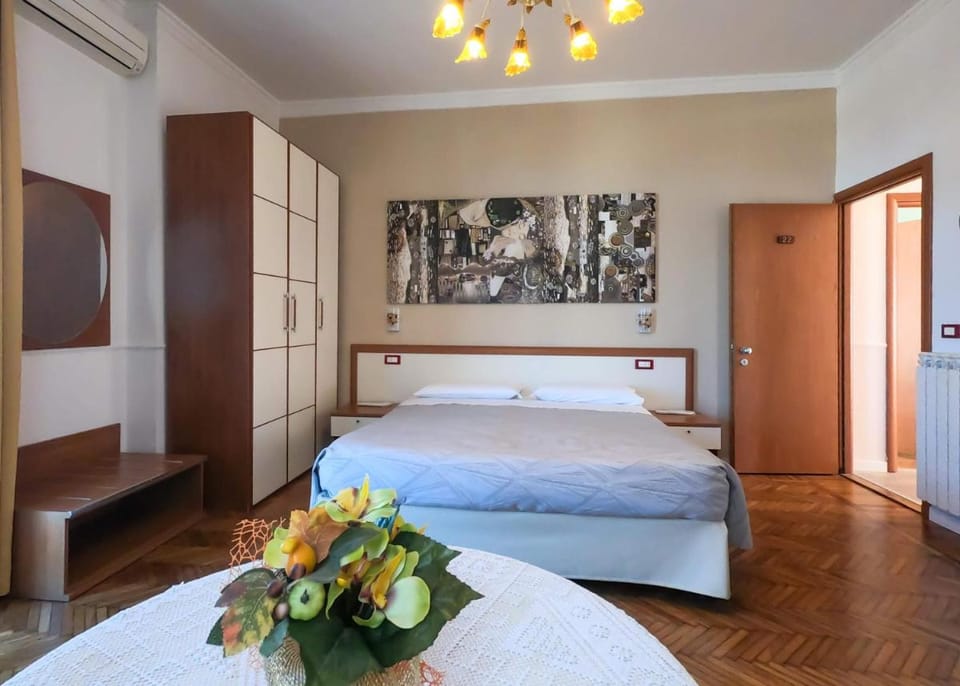 Soggiorno Rubino Bed and Breakfast in Florence