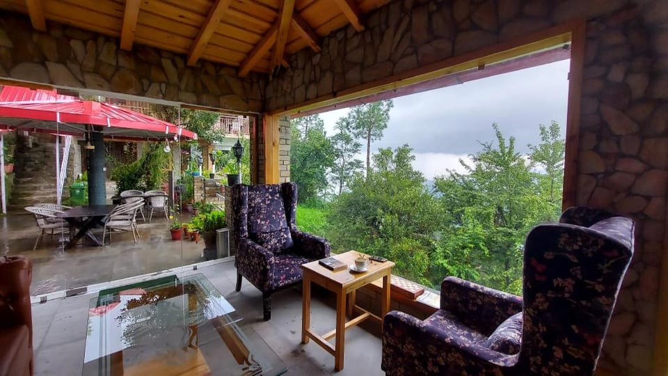 Kasar Himalaya Holiday  Resort Hotel in Uttarakhand