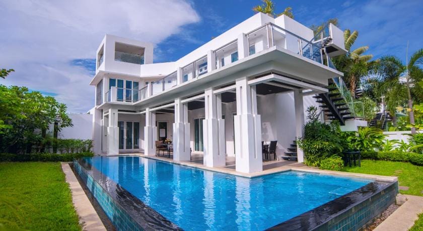 Premium Pool Villa Pattaya Hotel in Pattaya City