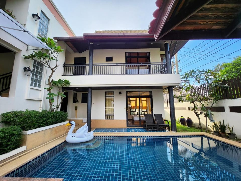 รมิดา พูล วิลล่า พัทยา Ramida Pool Villa Pattaya Villa in Pattaya City