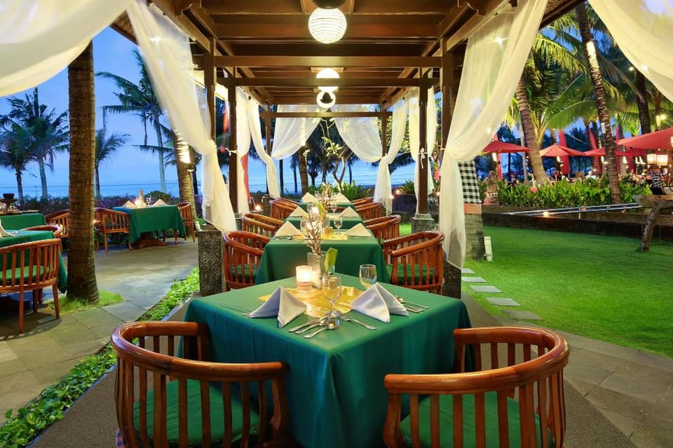 Legian Beach Villas Hotel in Kuta