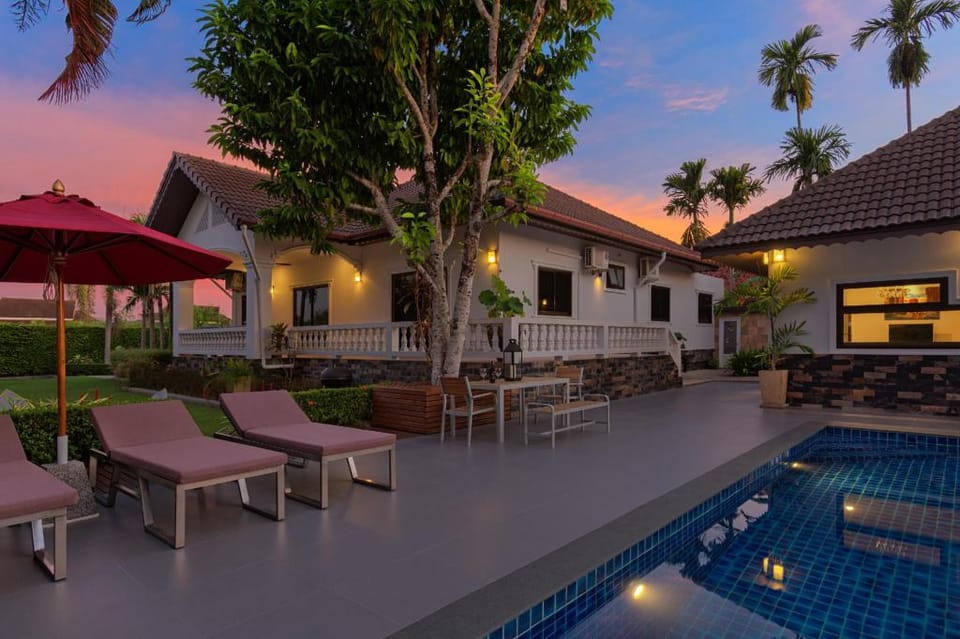 Happy Family Villa 2 Villa in Chalong