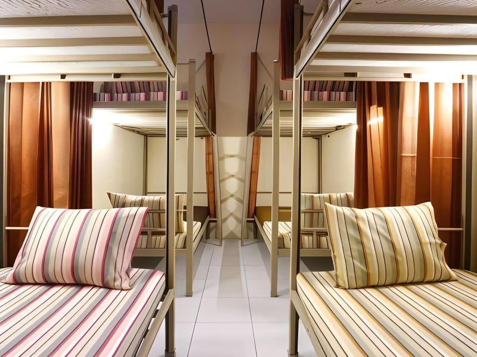 Pondok Backpacker City Square Malang Hostel in East Java