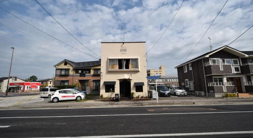 Saga International Guesthouse Hagakure Bed and Breakfast in Fukuoka Prefecture