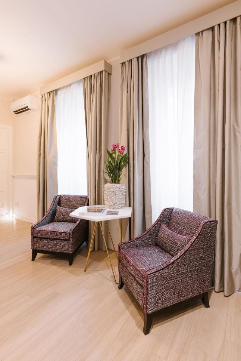 Rhea Silvia Luxury Navona Bed and Breakfast in Rome