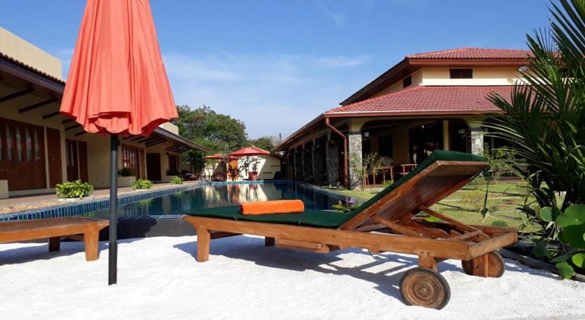 Taratai Villa Bed and Breakfast in Pattaya City