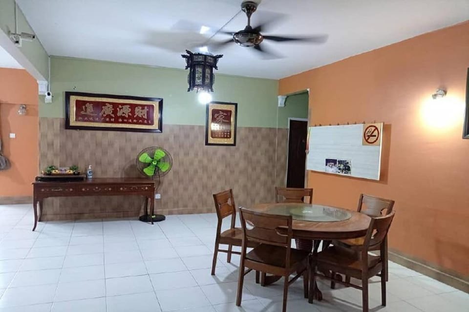 Aeon Tebrau Apartment Johor Bahru Vacation rental in Johor Bahru