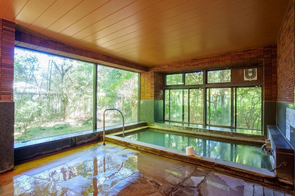 Kozuka Hisanoha Ryokan in Hakone