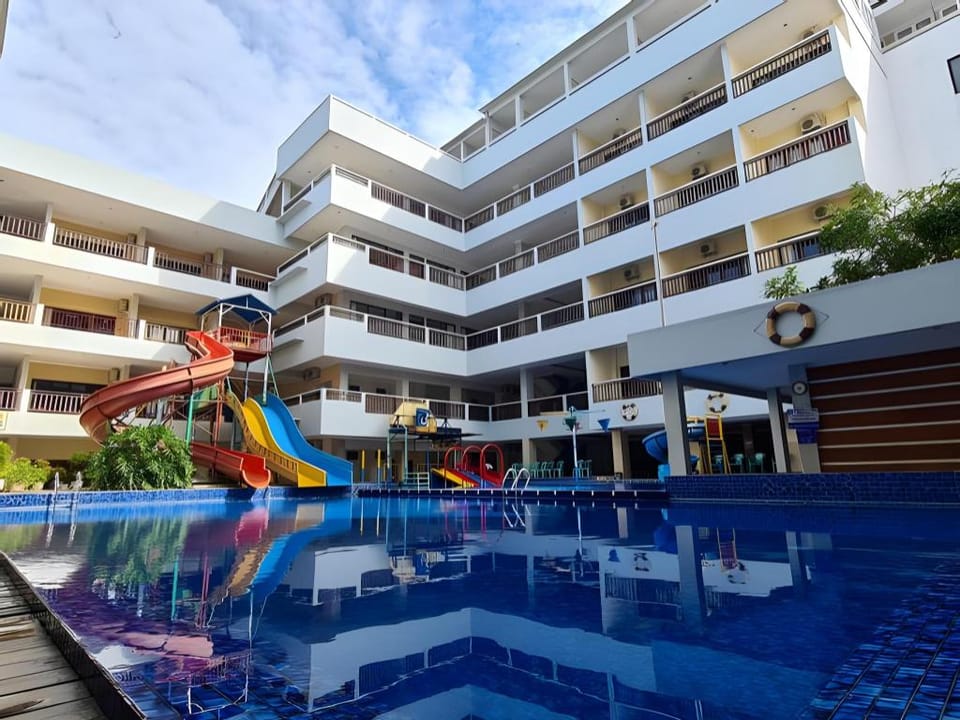 d'BILZ Hotel Hotel in West Java