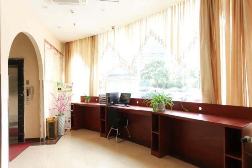 GreenTree Inn Jiangsu Wuxi Jiangyin Xinqiao Taixin Road Express Hotel Hotel in Suzhou