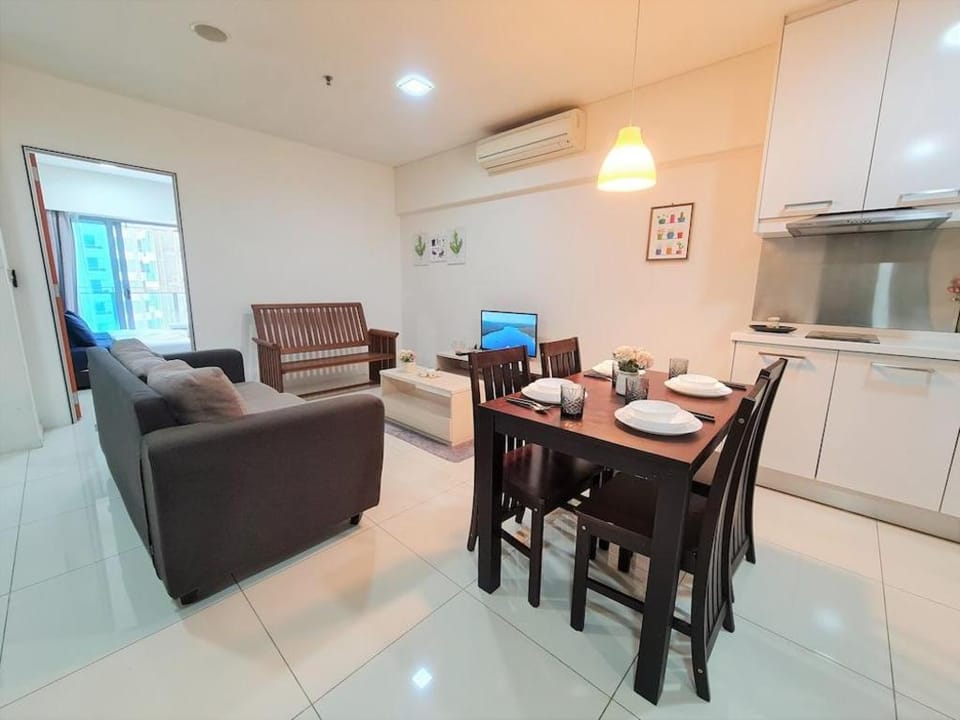 Mercu Summer Suite KLCC @ Penguin Home Apartment in Federal Territory of Kuala Lumpur
