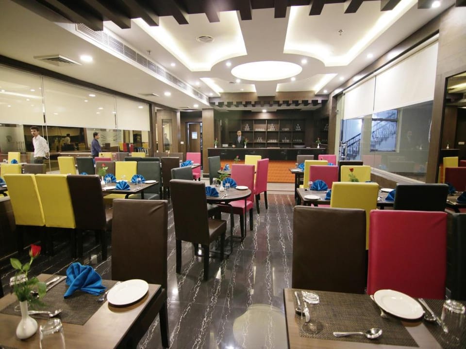 Trinetar Jammu Hotel in Punjab, India