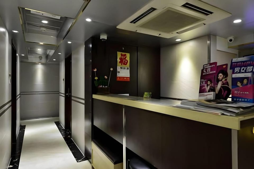 B&B MONGKOK HOTEL Bed and Breakfast in Hong Kong