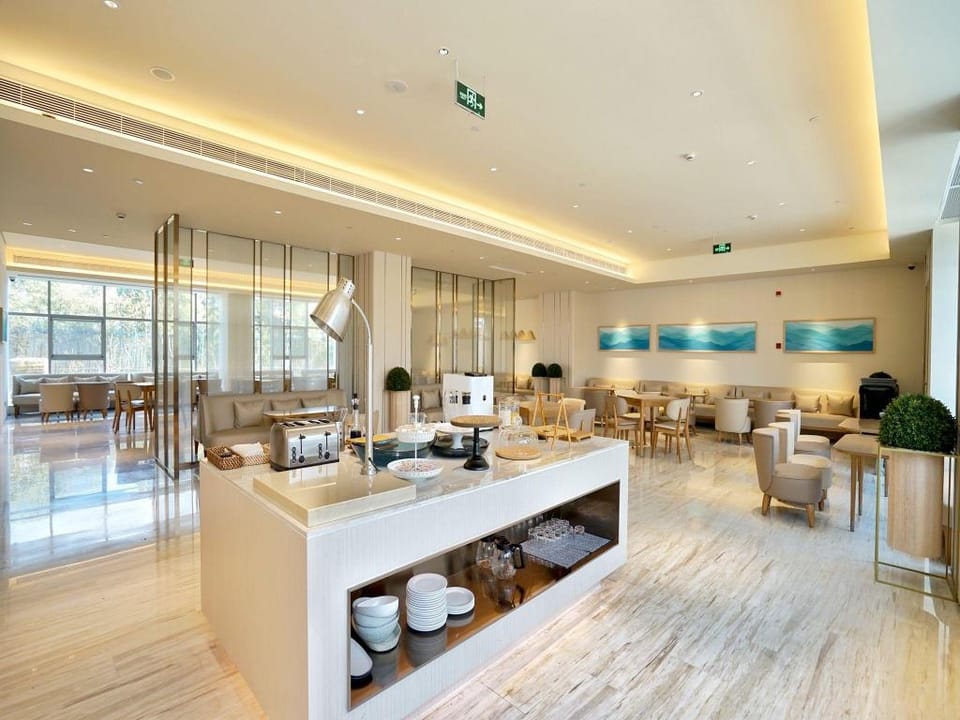 JI Hotel Shanghai Hongqiao National Convention and Exhibition Center Xujing Hotel in Shanghai