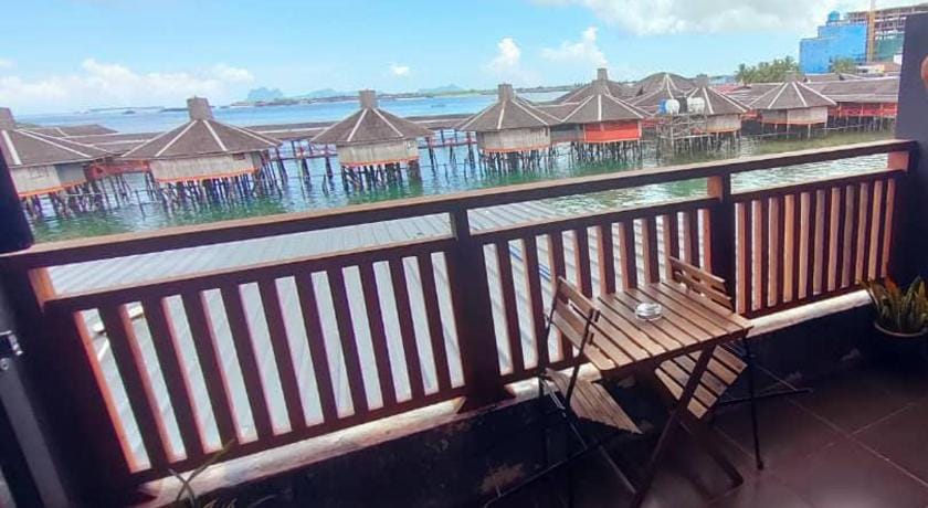 Cube Bed Station Hostel Hostel in Sabah