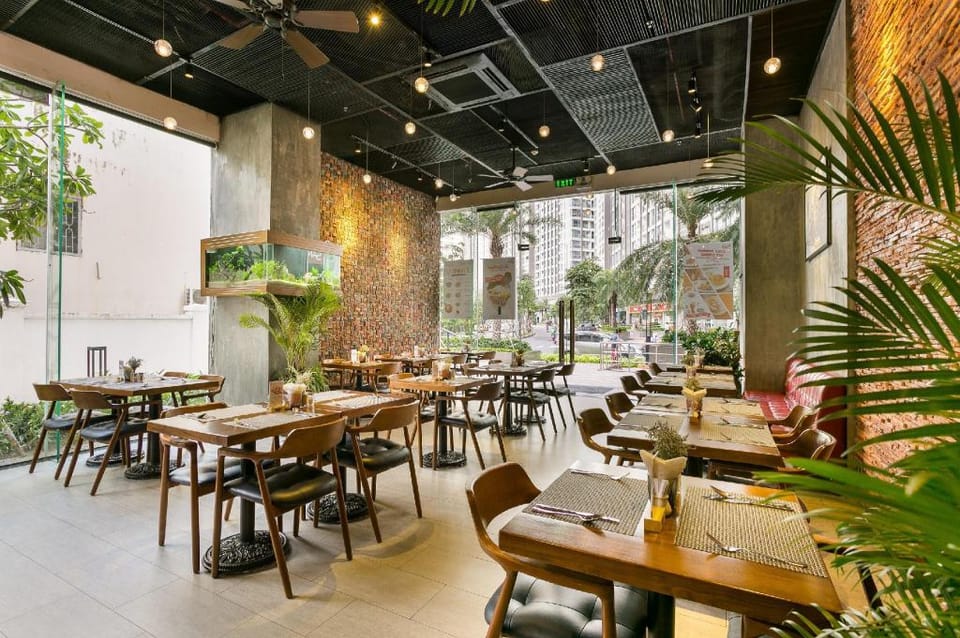 Hoasun Boutique Apartment - Vinhomes Central Park Apartment in Ho Chi Minh City