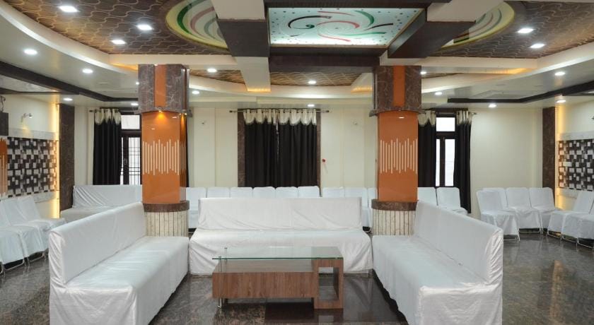 Hotel Rahil Palace Hotel in Maharashtra